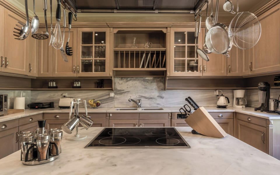 Luxury Villa, 5 Bedrooms, Private Pool, Sea View | Private kitchen | Espresso maker, electric kettle