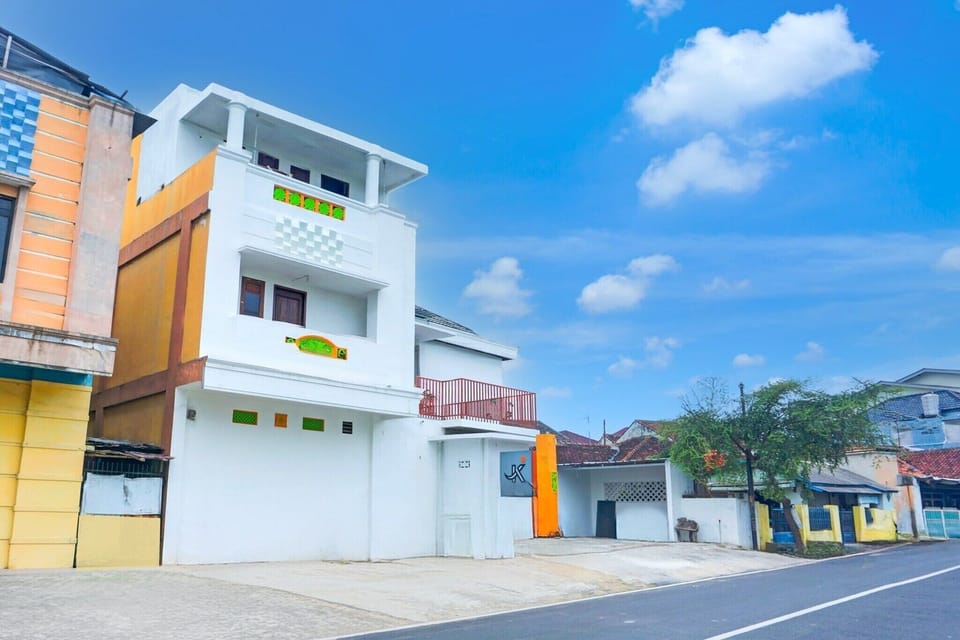 Holiday Home Exterior [summer]