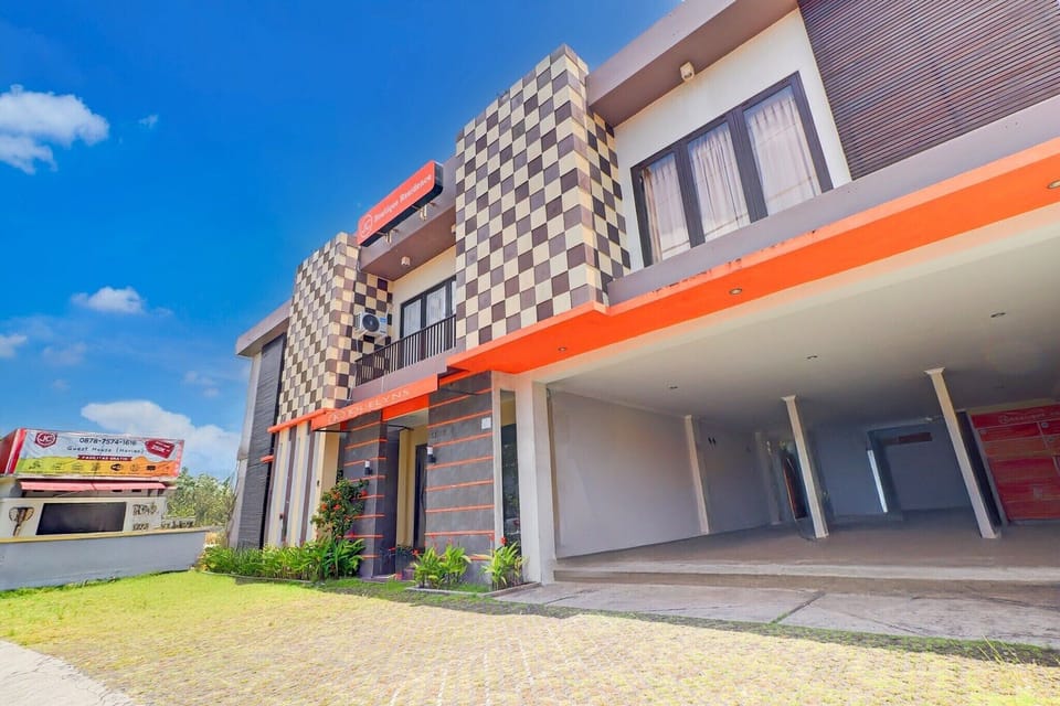 Holiday Home Exterior [summer]