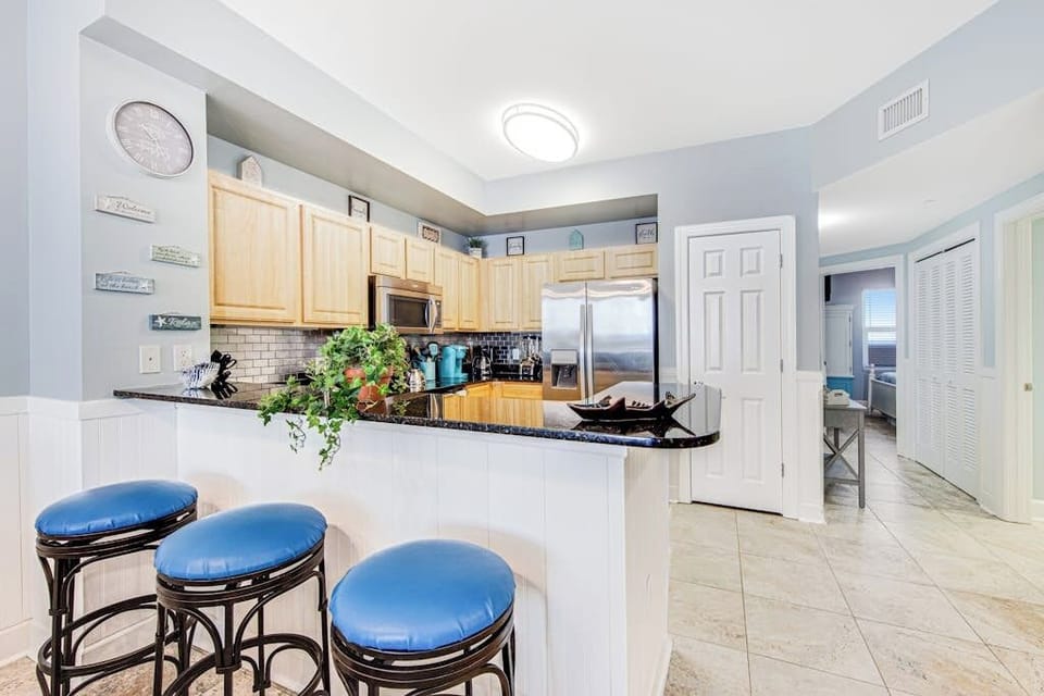 Countertop seating