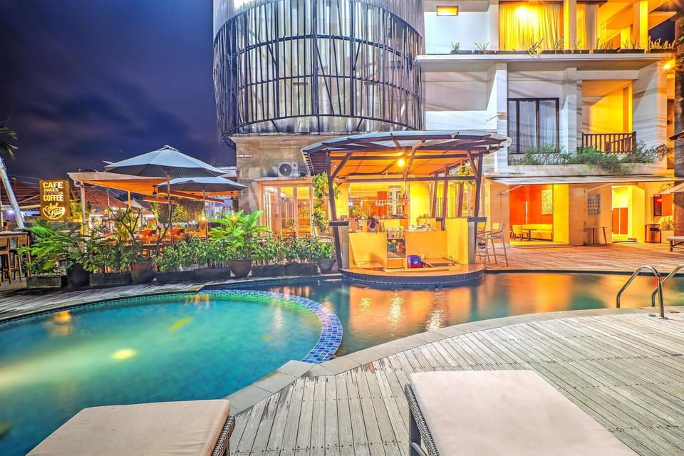 Holiday Home Swimming Pool