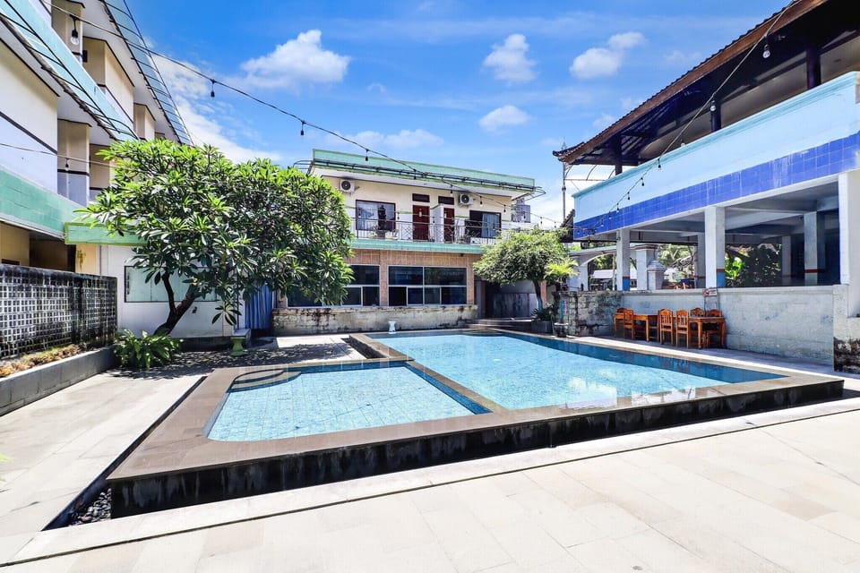 Holiday Home Swimming Pool