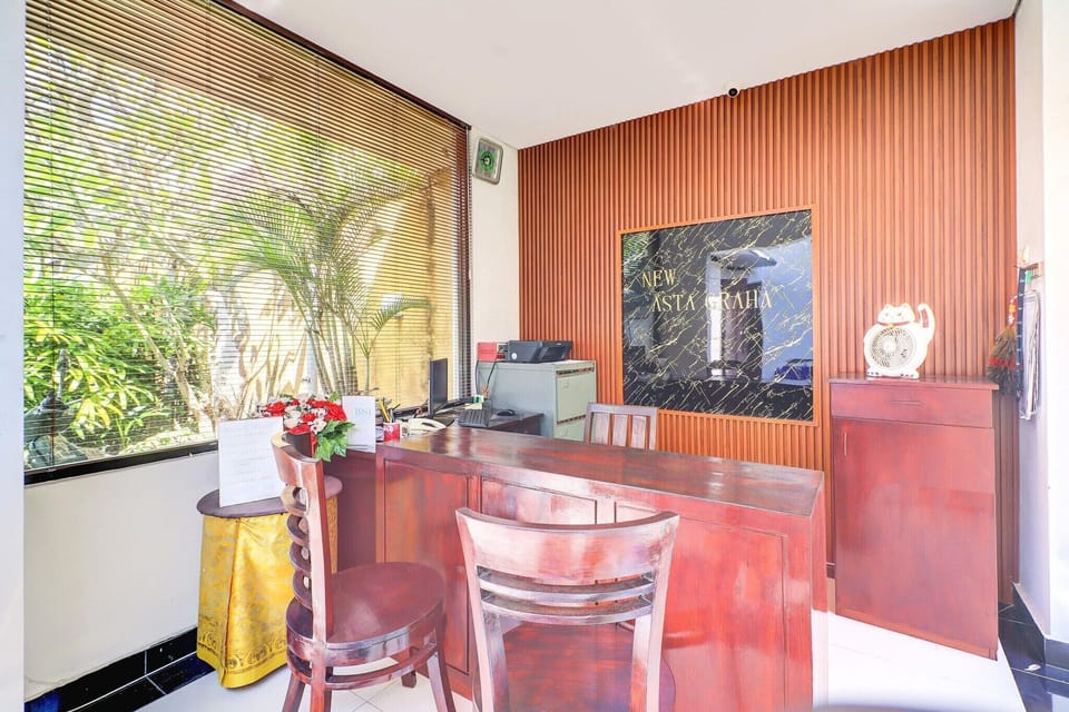 Entrance / Reception