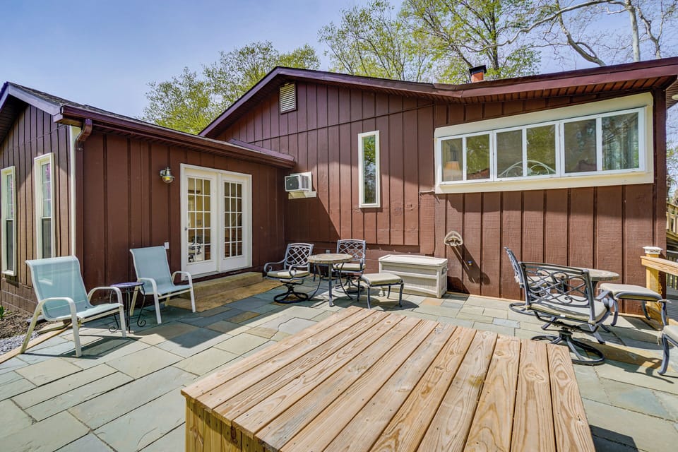 Furnished Patio