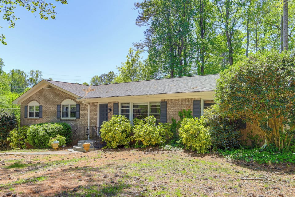 Exterior | 2-Story Home