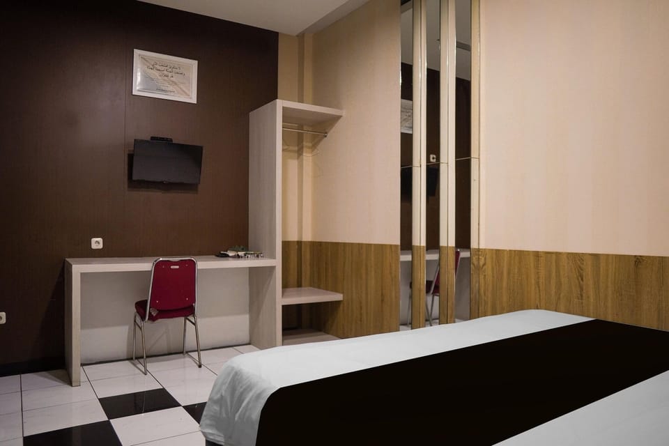 Bedroom