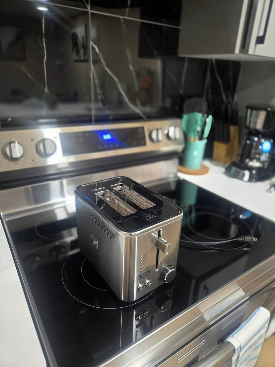 House, 2 Bedrooms | Coffee and/or coffee maker