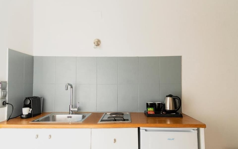 Studio with Sea View | Private kitchen | Mini-fridge