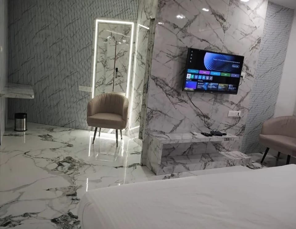 Standard Room | WiFi (free), bed sheets