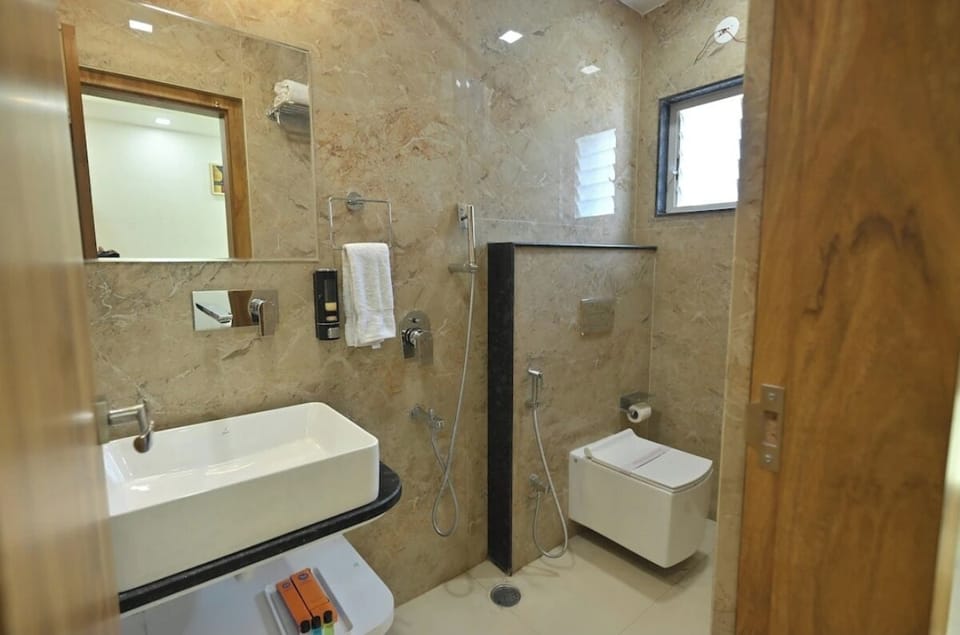 Shower, towels, soap