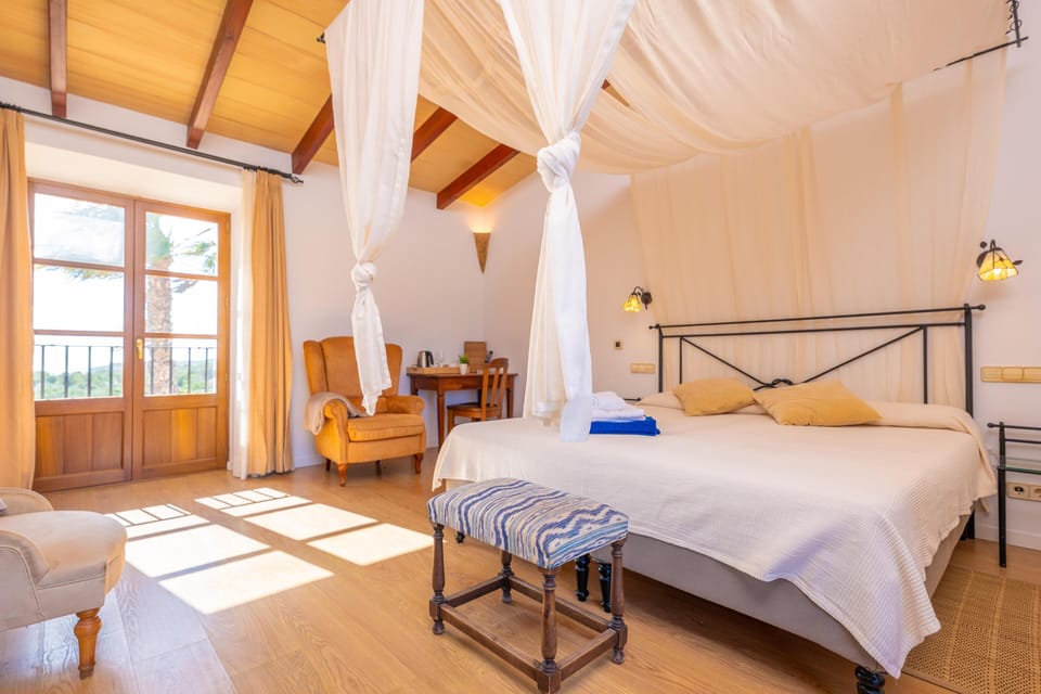 Superior Double Room, Tower | Wheelchair access