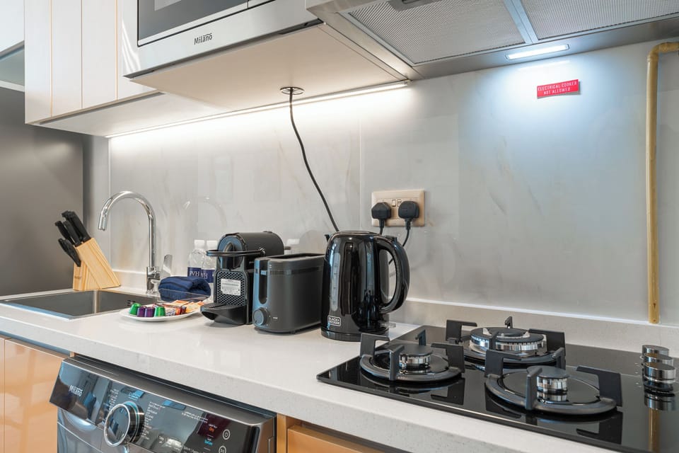 Exclusive Studio, Non Smoking, City View | Private kitchen | Full-size fridge, microwave, oven, stovetop