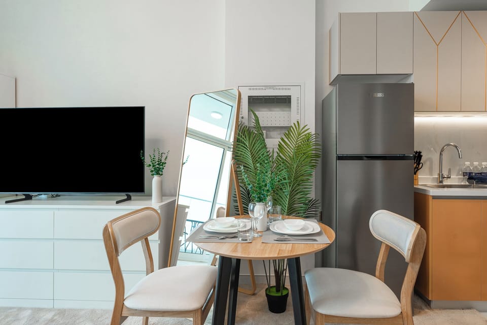 Exclusive Studio, Non Smoking, City View | Private kitchen | Full-size fridge, microwave, oven, stovetop