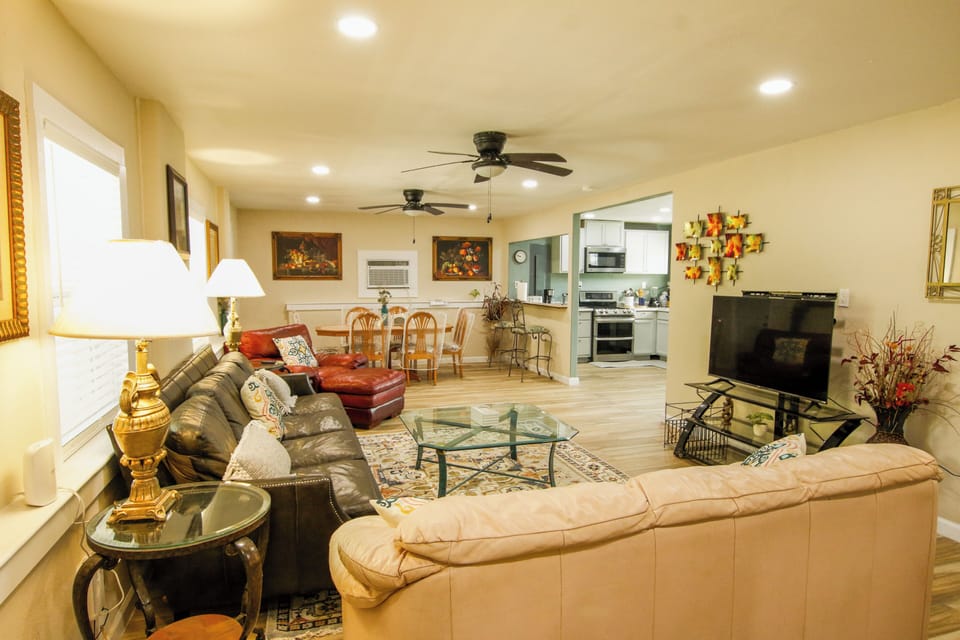 House, Patio, Garden View | Living area