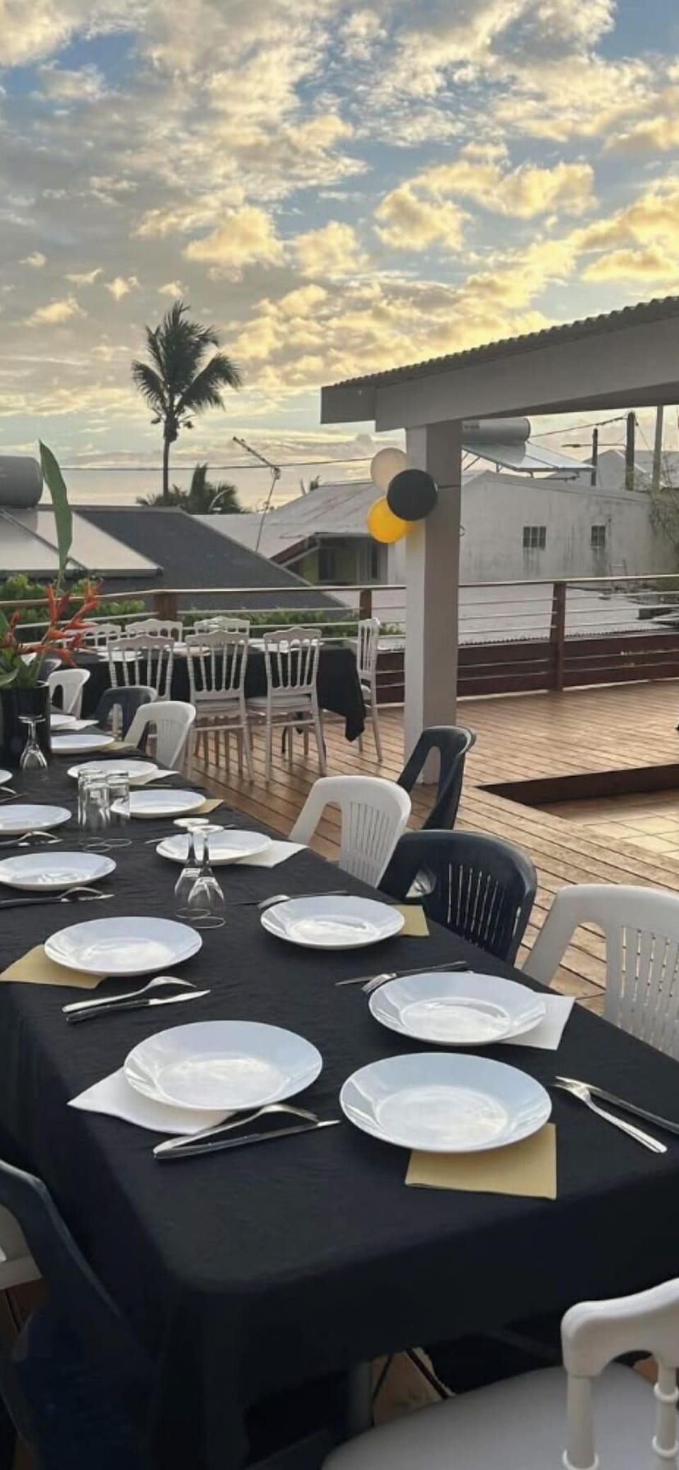 Outdoor dining