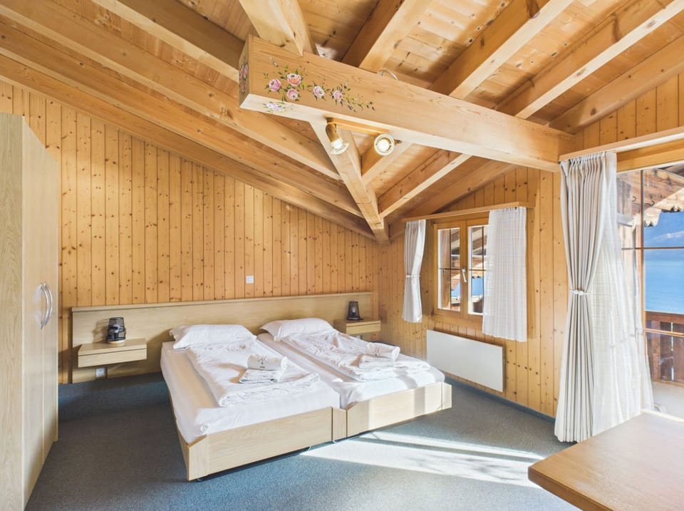 Superior Double Room with lake view, balcony Nr. 3 | Free WiFi, bed sheets