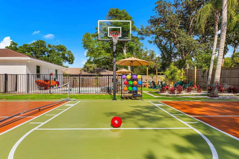 Sport court