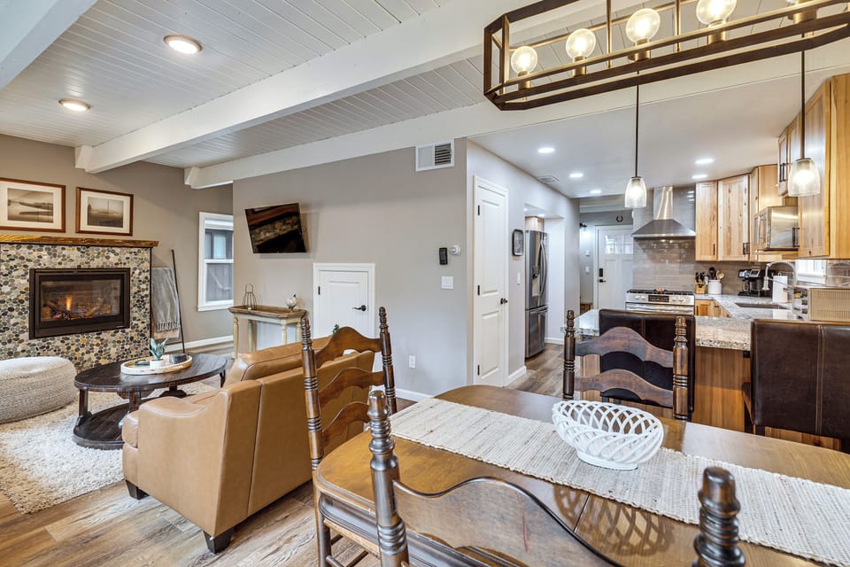 House (3 Bedrooms) | Interior