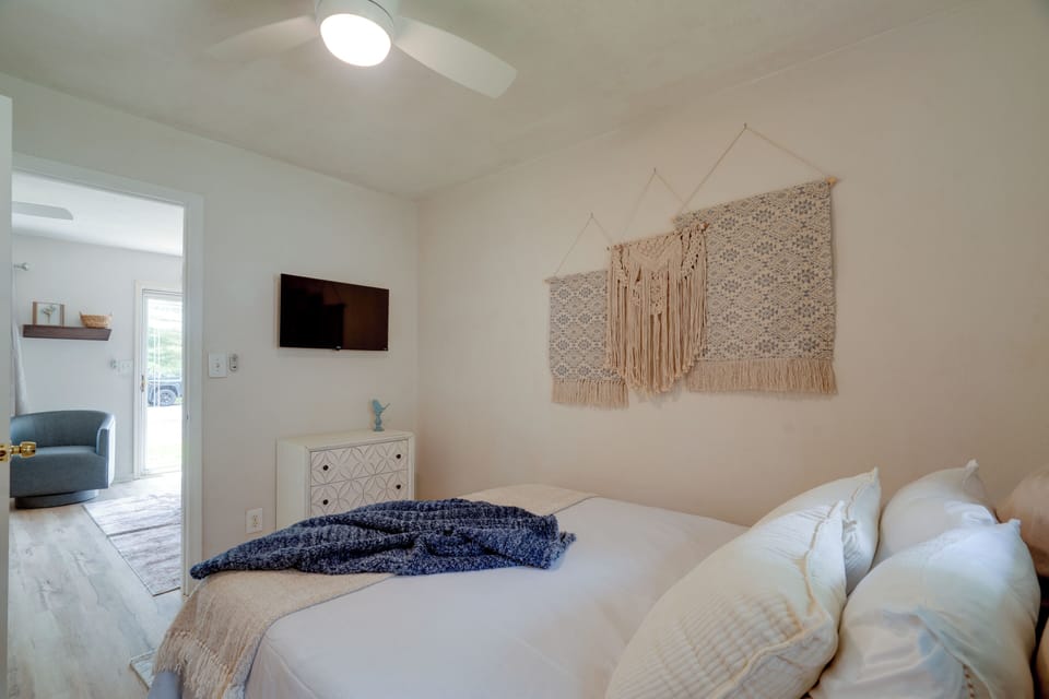 Apartment (1 Bedroom) | Interior
