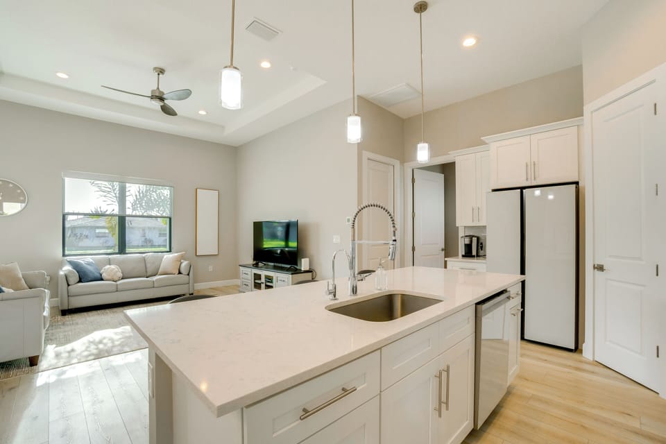 House (3 Bedrooms) | Interior