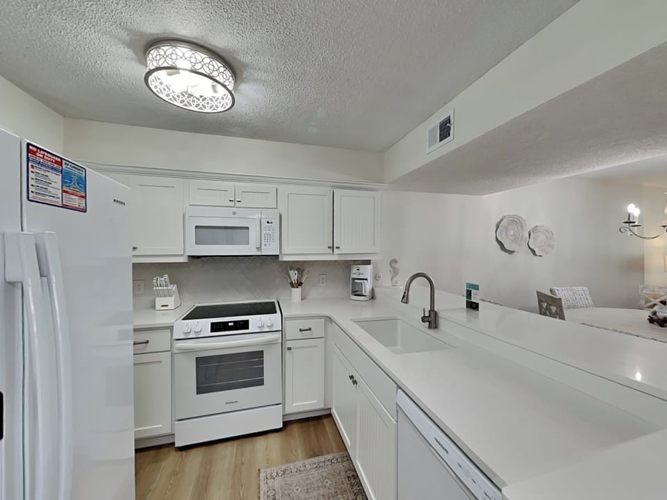 Kitchen - Modern Appliances