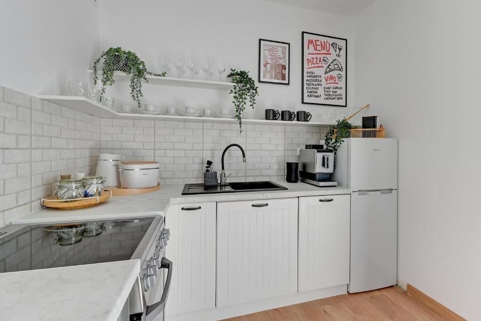 Apartment | Private kitchen | Electric kettle, highchair
