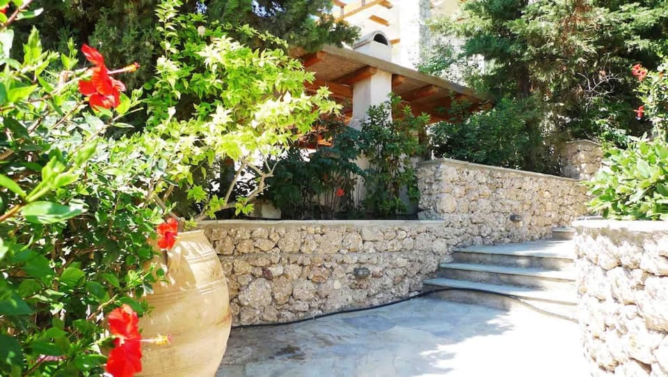 House | 4 bedrooms, Internet