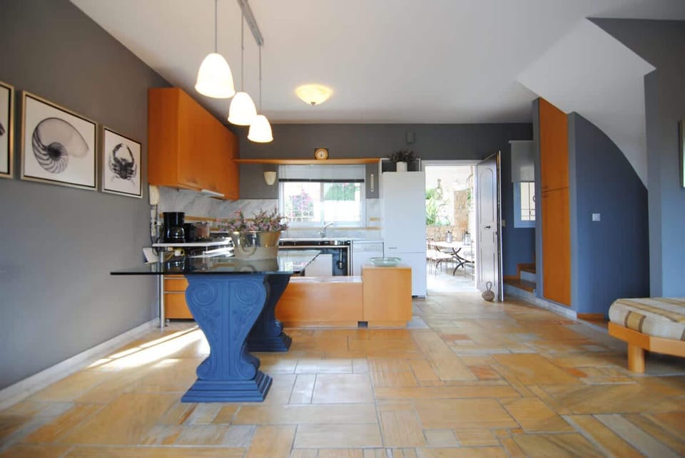House | 4 bedrooms, Internet