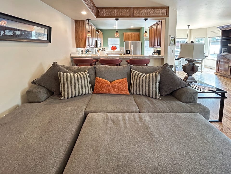 Townhome, 3 Bedrooms | Living area | Smart TV