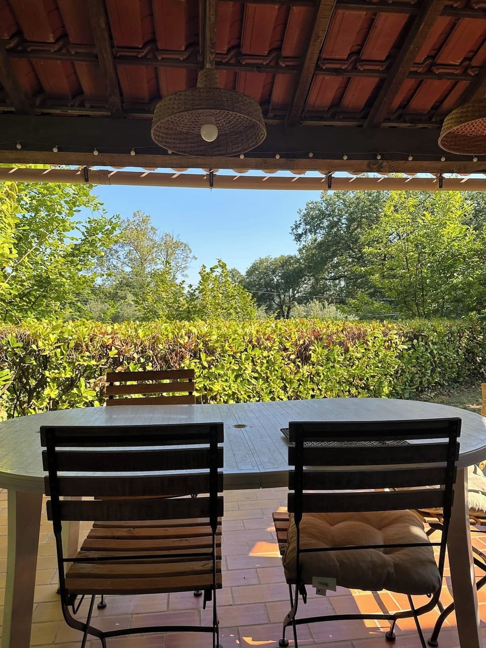 Outdoor dining