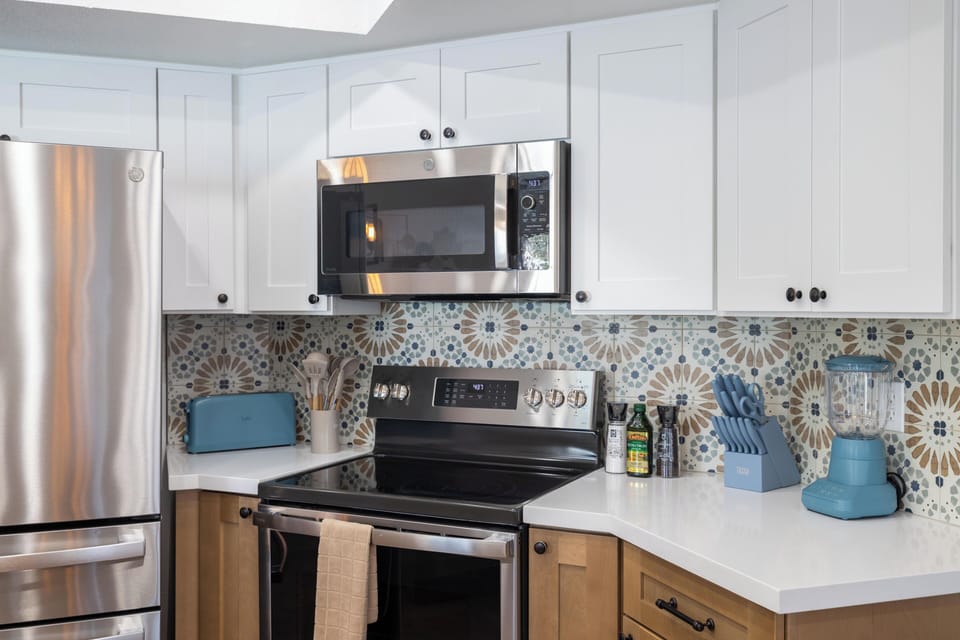 Newly remodeled and fully equipped kitchen
