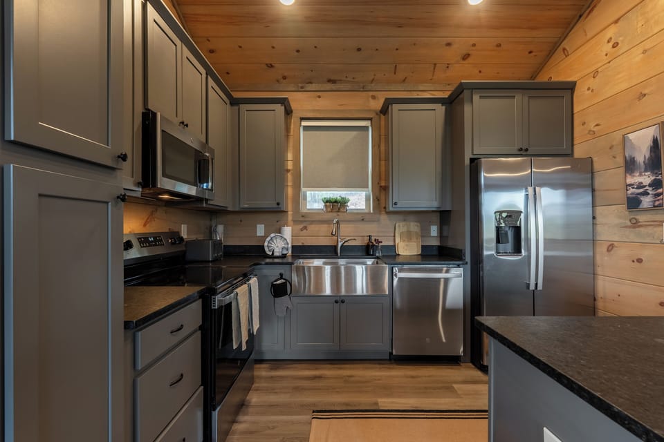 Plenty of space to make your favorite meals!