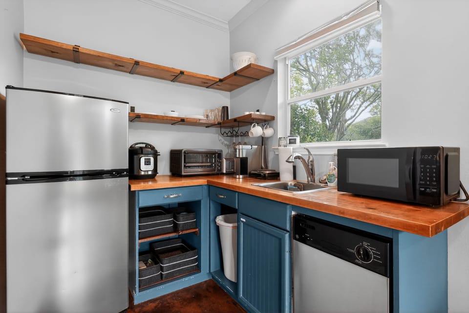Kitchen - Guest House