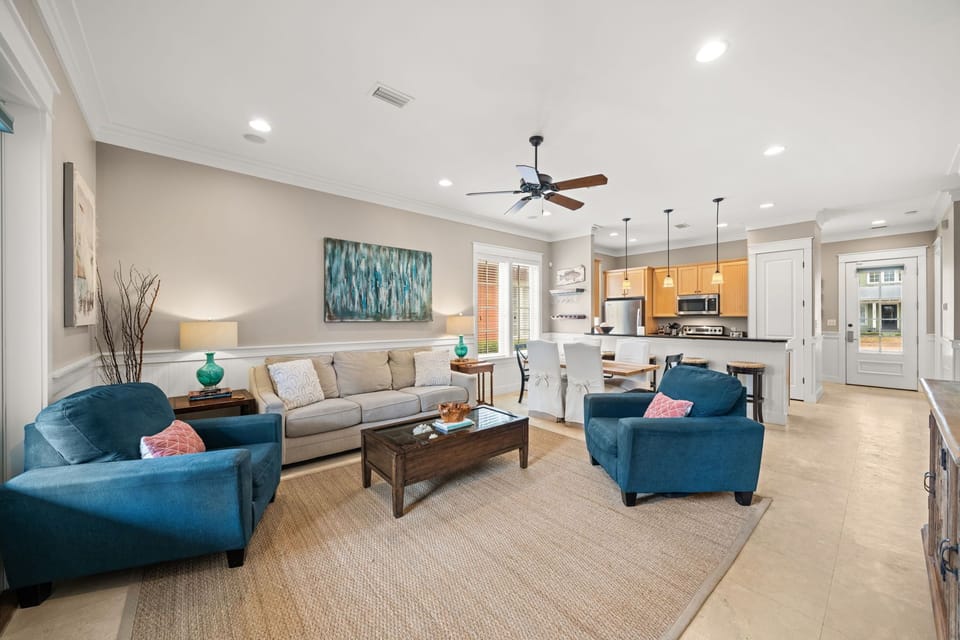 Open Concept Living, Dining and Kitchen Areas