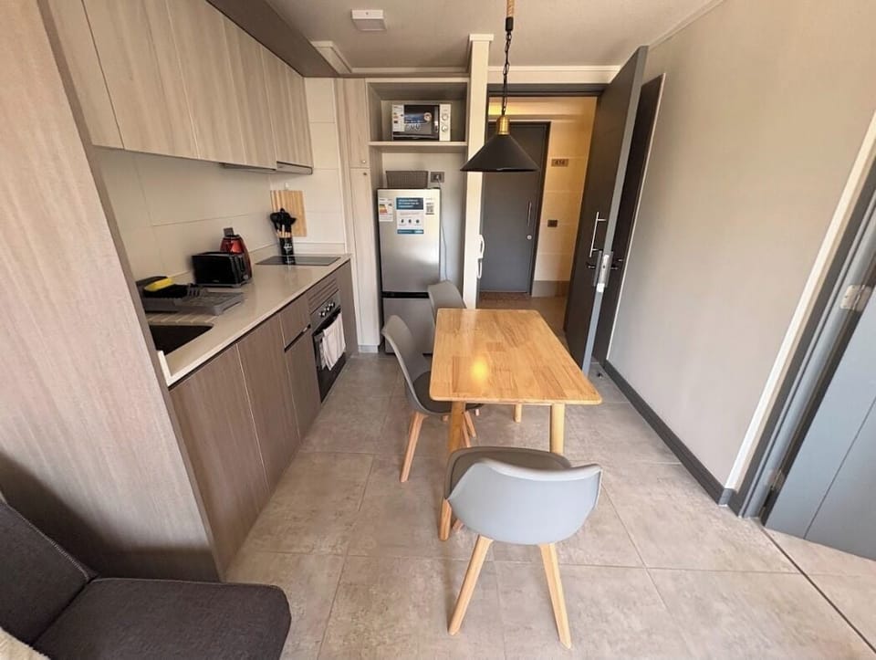 Standard Apartment, 1 Bedroom | Private kitchen | Fridge, microwave, oven, cookware/dishes/utensils