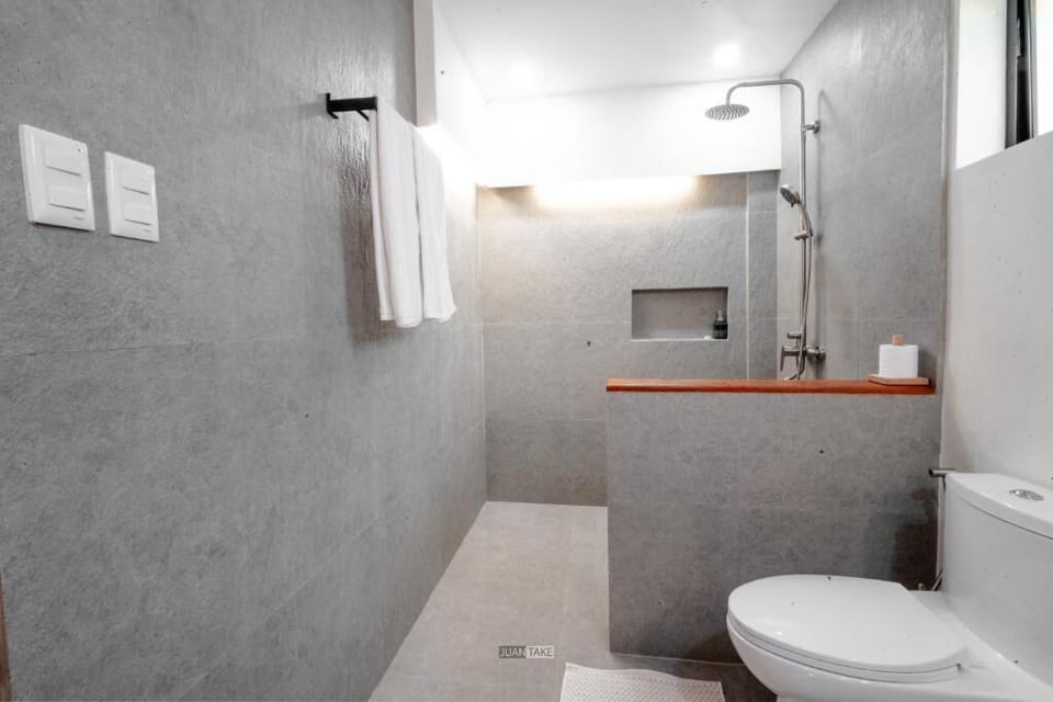 Executive Suite | Bathroom | Bidet