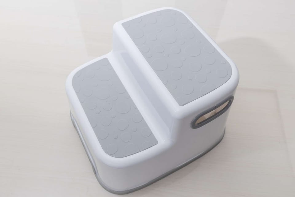 A kids' step stool is also available.