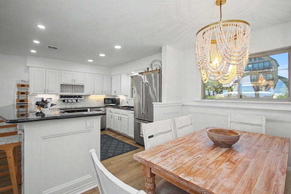 Open kitchen + dining area