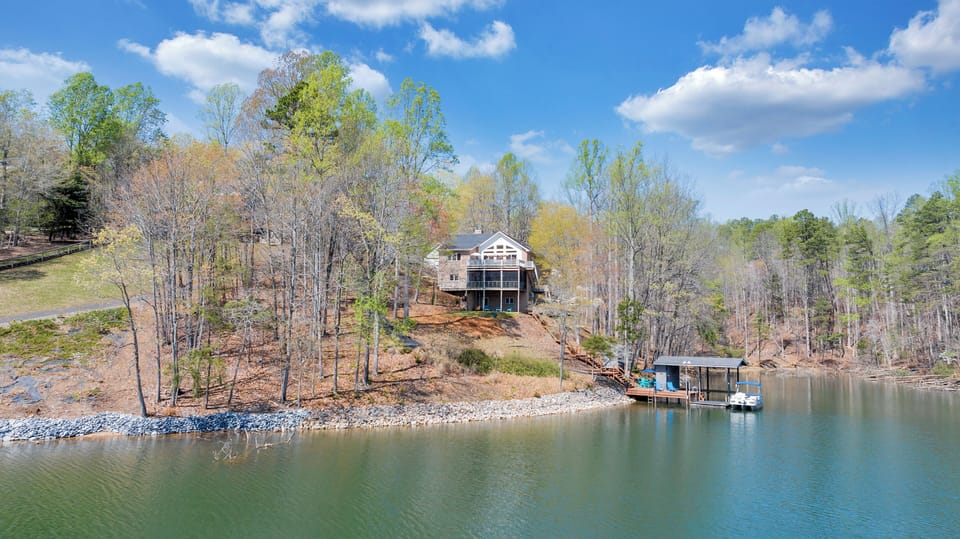 Lakefront location of home on a no-wake cove