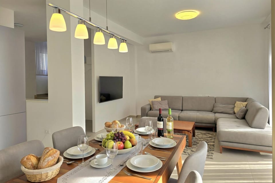 Living and dining room