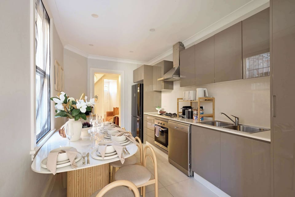 Fully Equipped Chef’s Kitchen with Premium Finishes