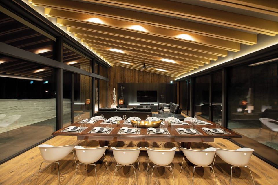 Deluxe Villa, Mountain View | Dining