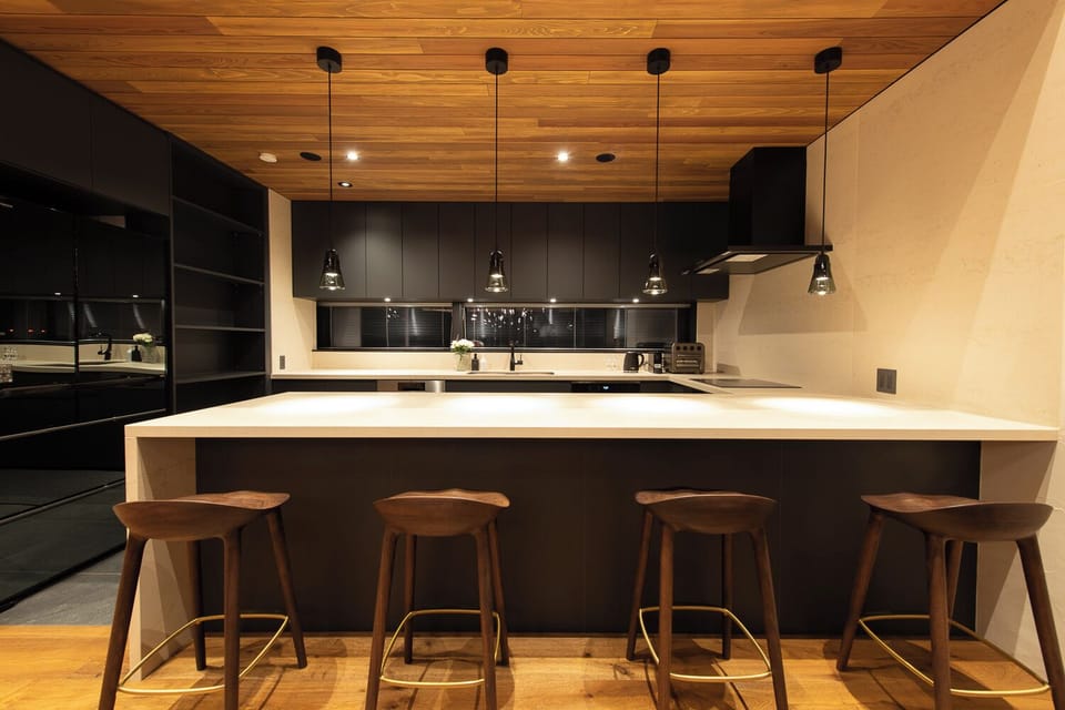 Luxury Villa, Balcony, Mountain View | Private kitchen | Toaster