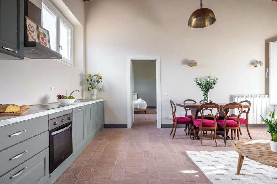 Autumn, Kitchen, Living Room, Spring, Summer