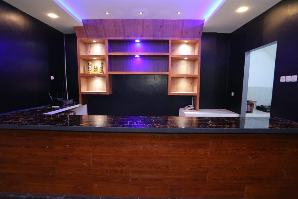 Entrance / Reception