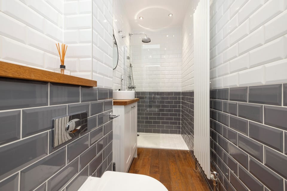 Stylish West End 1-Bed - Prime Location Apartment in Edinburgh