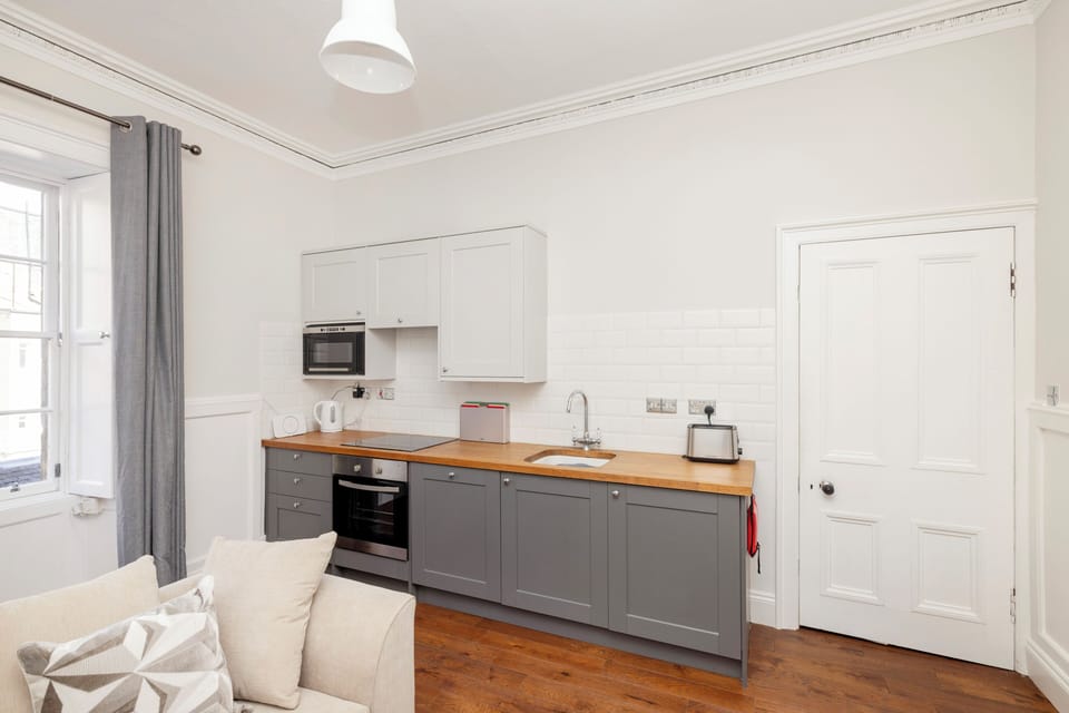 Apartment | Private kitchen | Full-size fridge, microwave, oven, stovetop