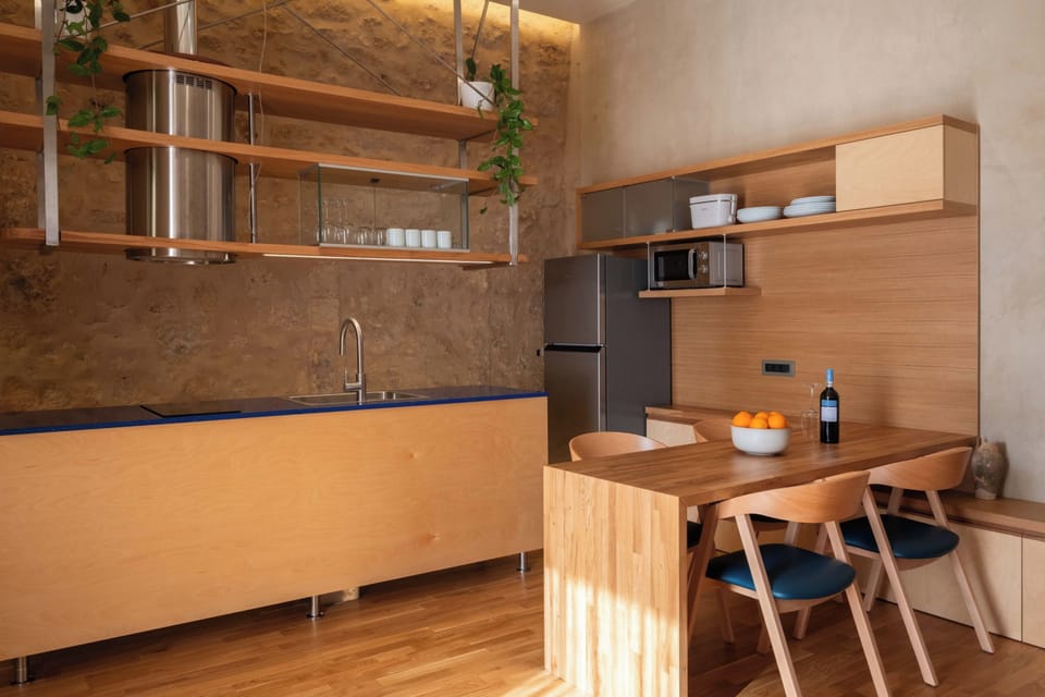 Apartment, City View | Private kitchen | Full-size fridge, microwave, oven, stovetop