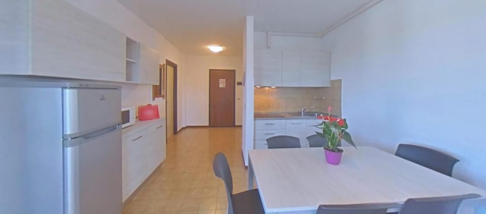 Apartment, 1 Bedroom, Terrace | Dining room