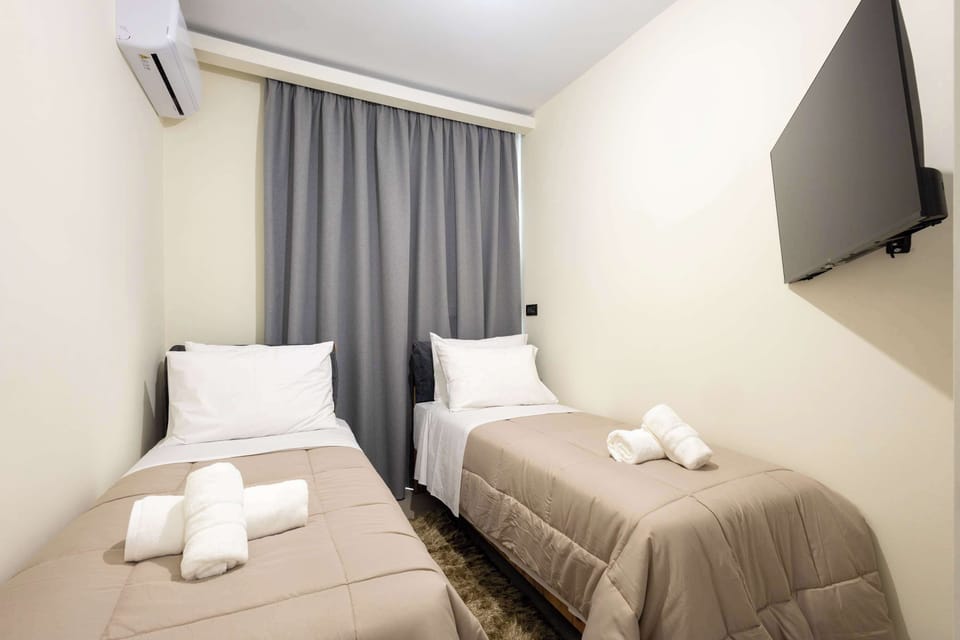 Twin bedroom setup – ideal for friends or family